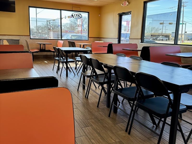 Taqueria El Jacalito interior